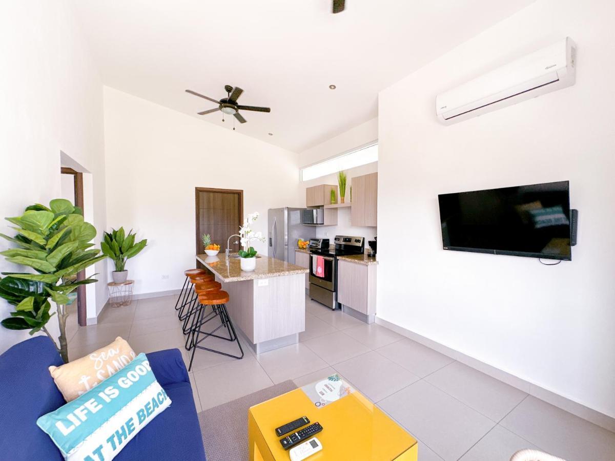 Pura Vida Apartment With Nice Pool Walking Distance To The Heart Of Jacó Kültér fotó