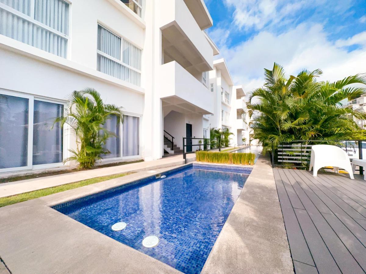 Pura Vida Apartment With Nice Pool Walking Distance To The Heart Of Jacó Kültér fotó
